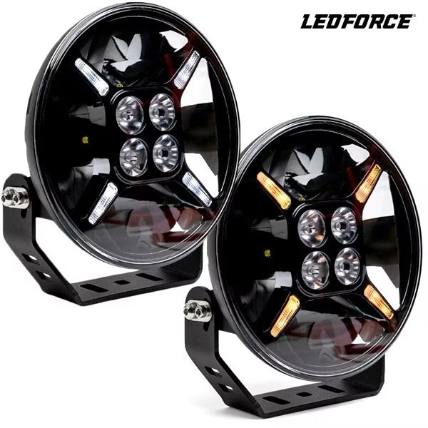Zusatzscheinwerfer-Set: 4 × LEDFORCE Apex 120W – 4er-PACK LED-Zusatzscheinwerfer inkl. Halterung, Stabilisierungsstreben und Relaiskabelsatz – 9–32V